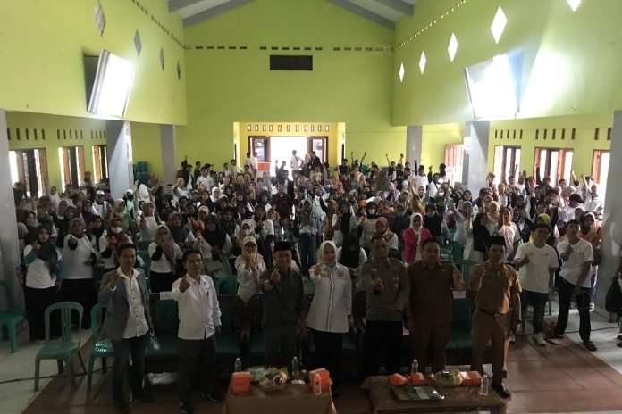 Hj. Nurhayati anggota DPR RI Komisi IX lakukan sosialisasi pencegahan stunting di Kabupaten Tasikmalaya